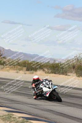 media/Nov-16-2025-Race Pace (Sun) [[8c5fa54630]]/Verified Riders/4-Turn 3 Inside (1050am)/